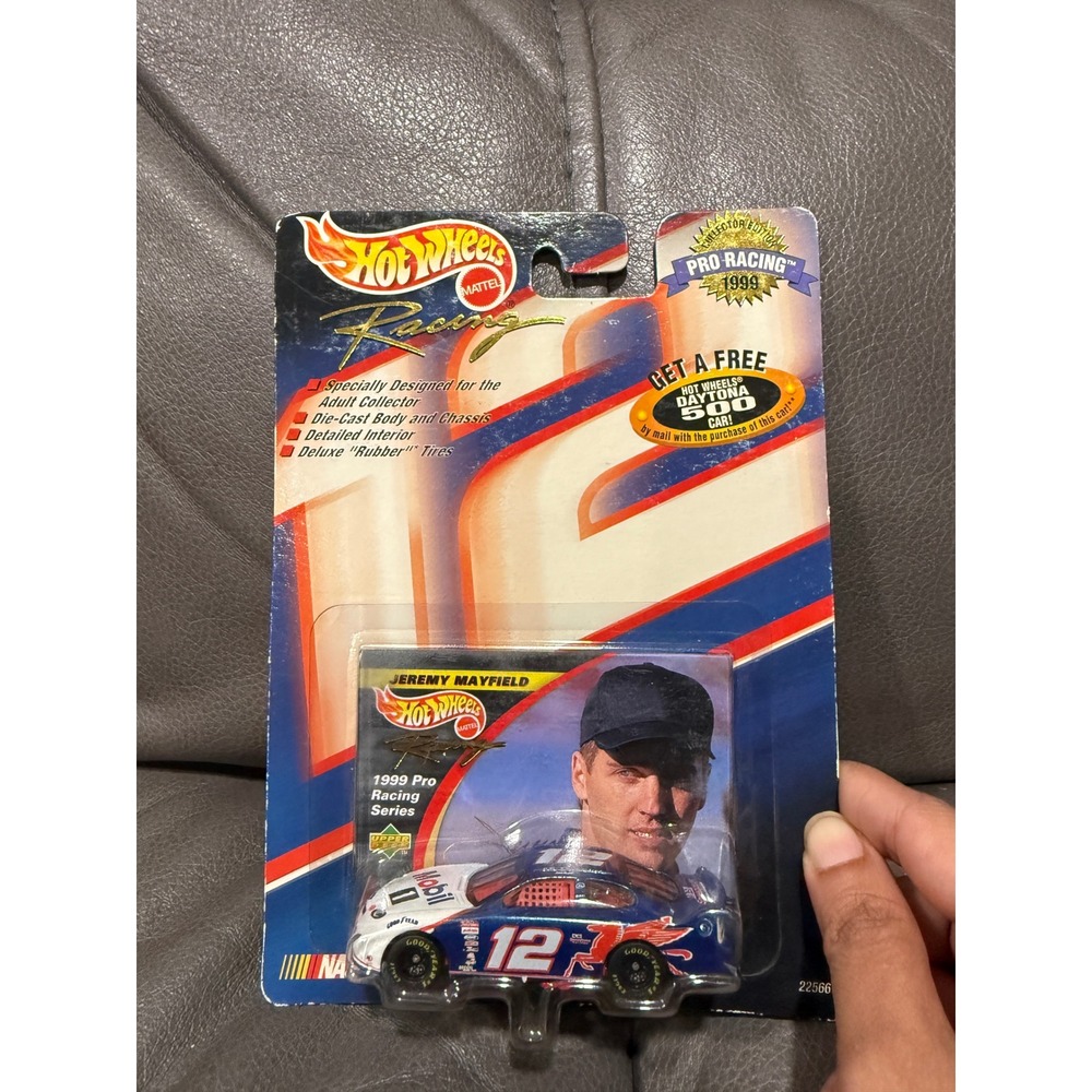 Hot Wheels 1999 Pro Racing Jeremy Mayfield Mobil 1 Ford Taurus 1:64 Diecast 2256
